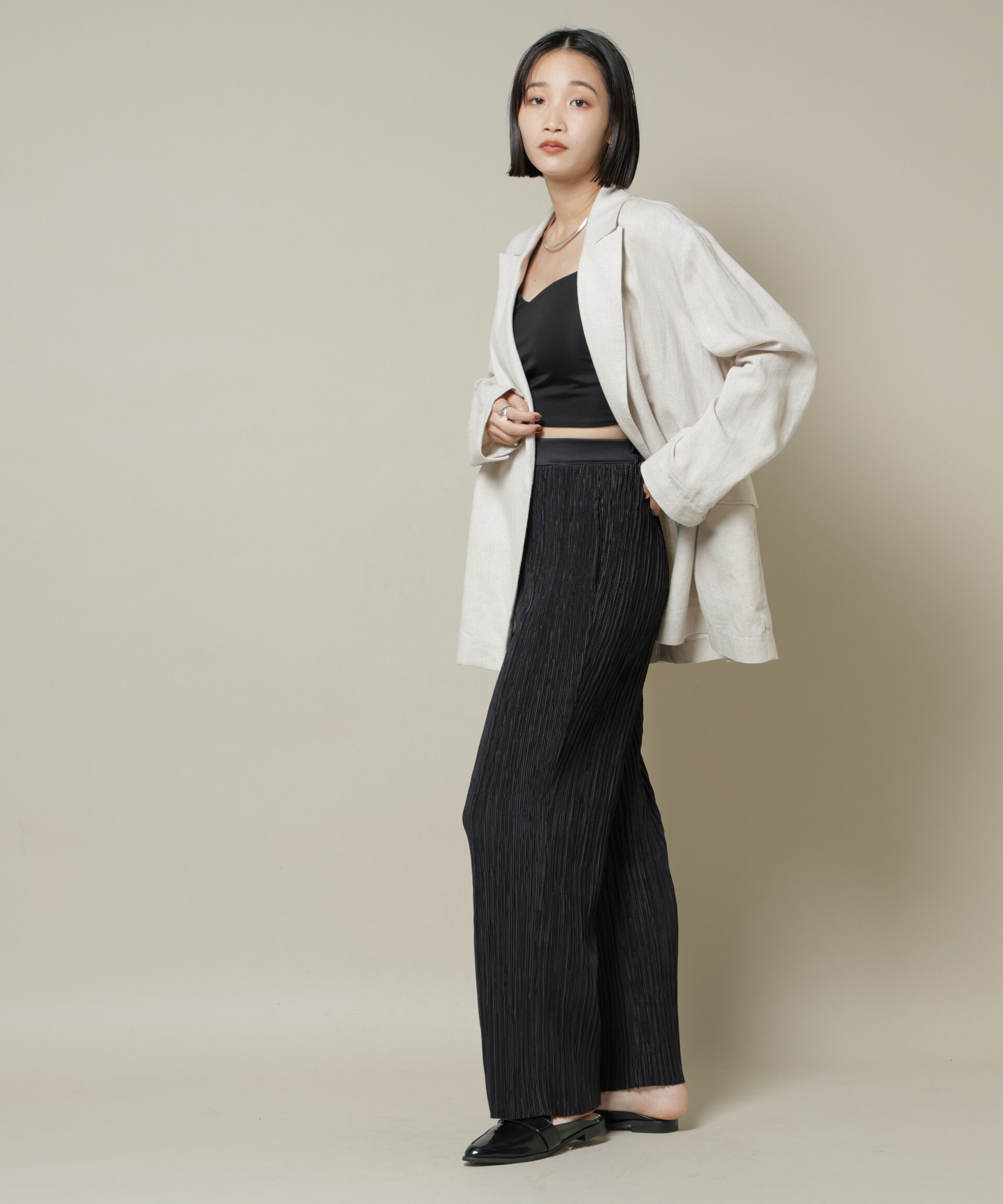 nano･universe「ランダムプリーツカットセミワイドパンツ(セットアップ可)」|チノ|