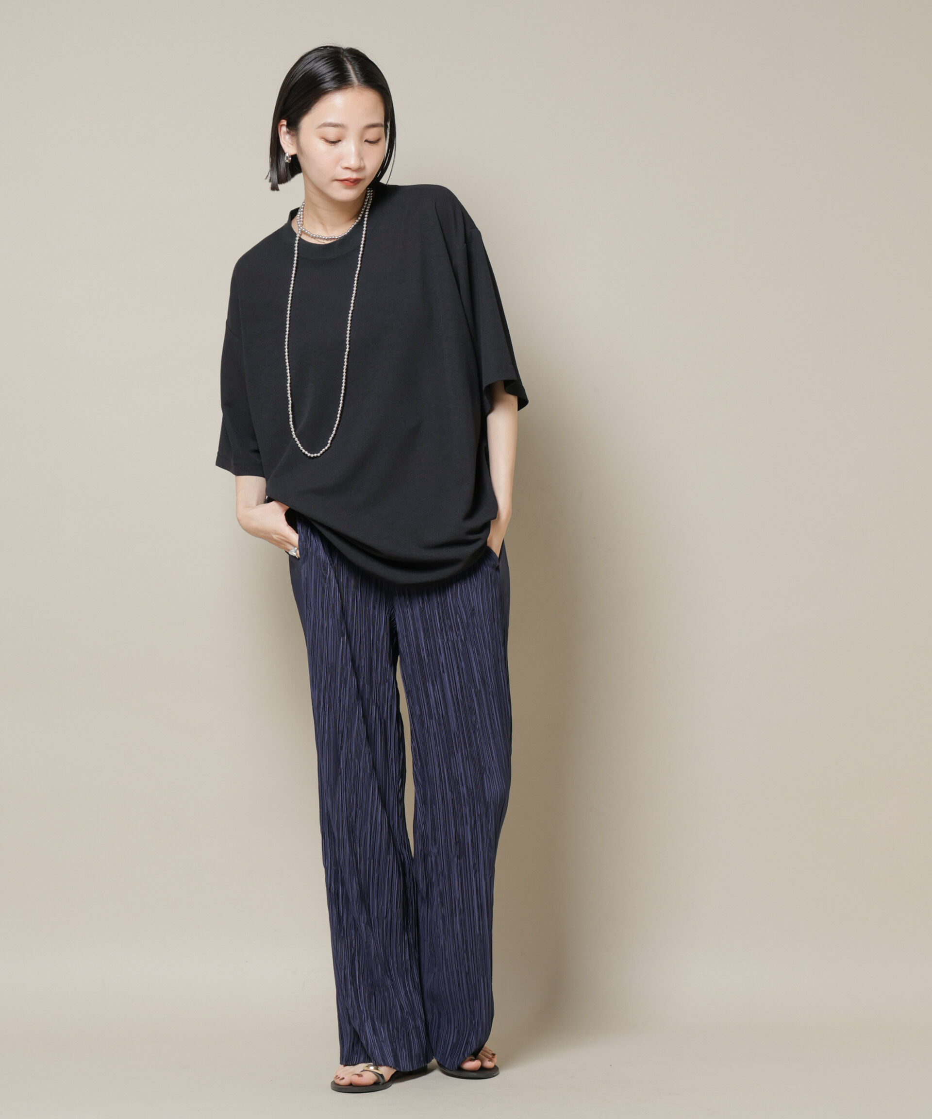 nano･universe「ランダムプリーツカットセミワイドパンツ(セットアップ可)」|チノ|