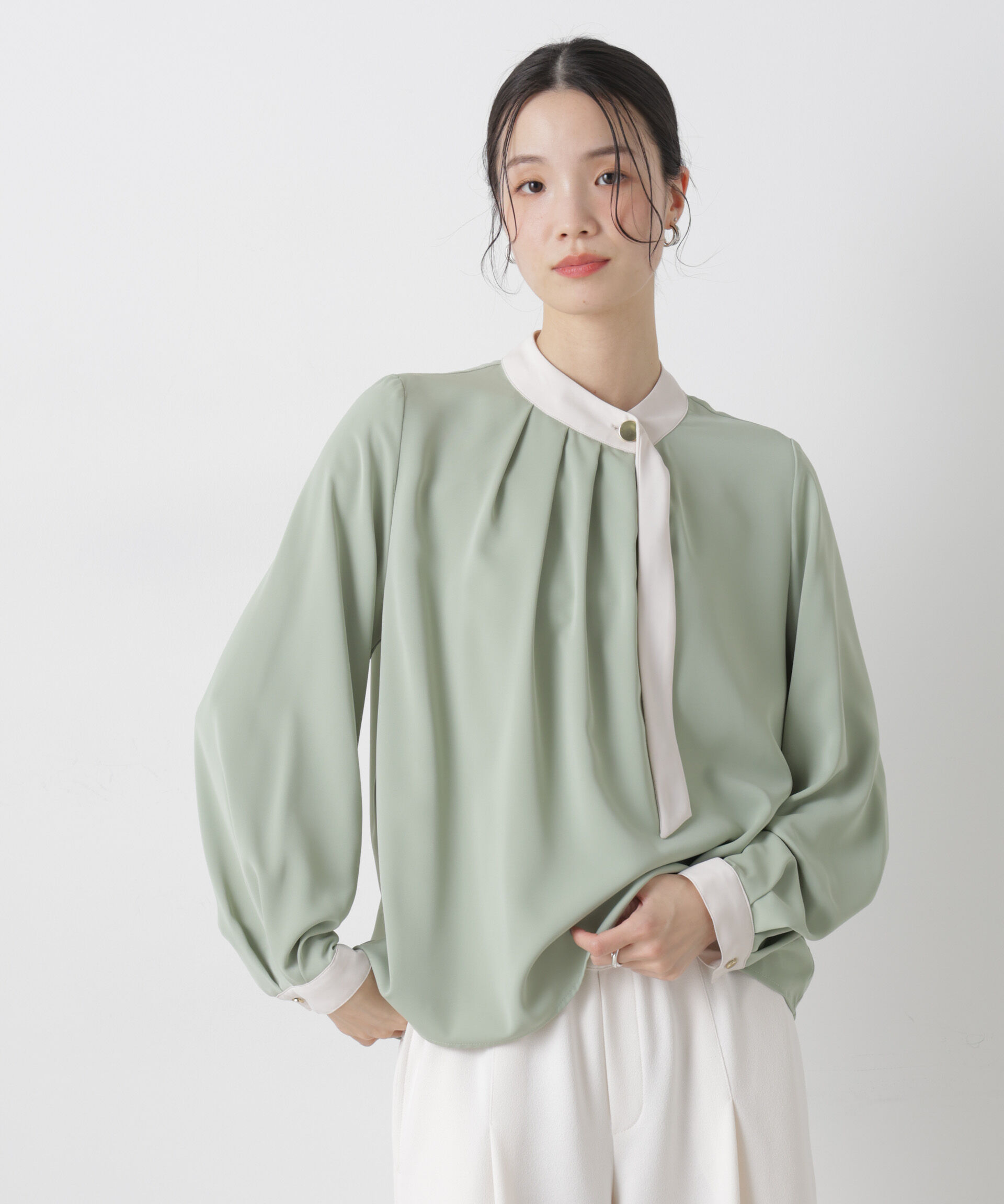 nano･universe「フロントタックバイカラーボータイブラウス」|シャツ・ブラウス|