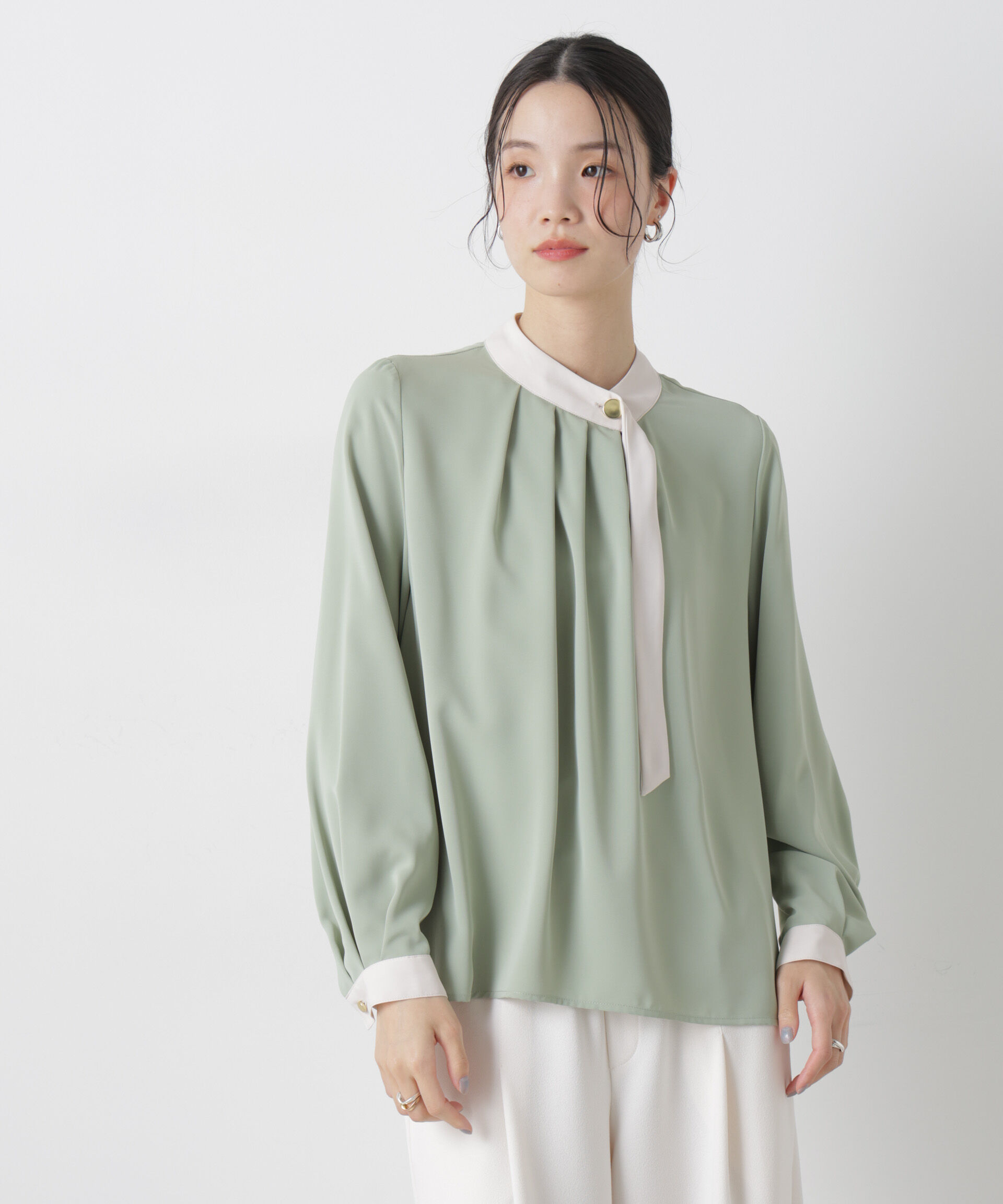 nano･universe「フロントタックバイカラーボータイブラウス」|シャツ・ブラウス|