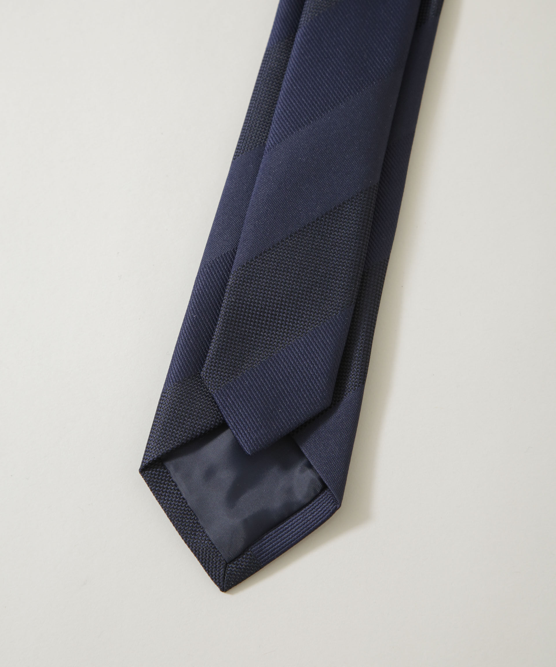 nano･universe「京都西陣ウォッシャブルシャドーストライプネクタイ」|ネクタイ・蝶ネクタイ|