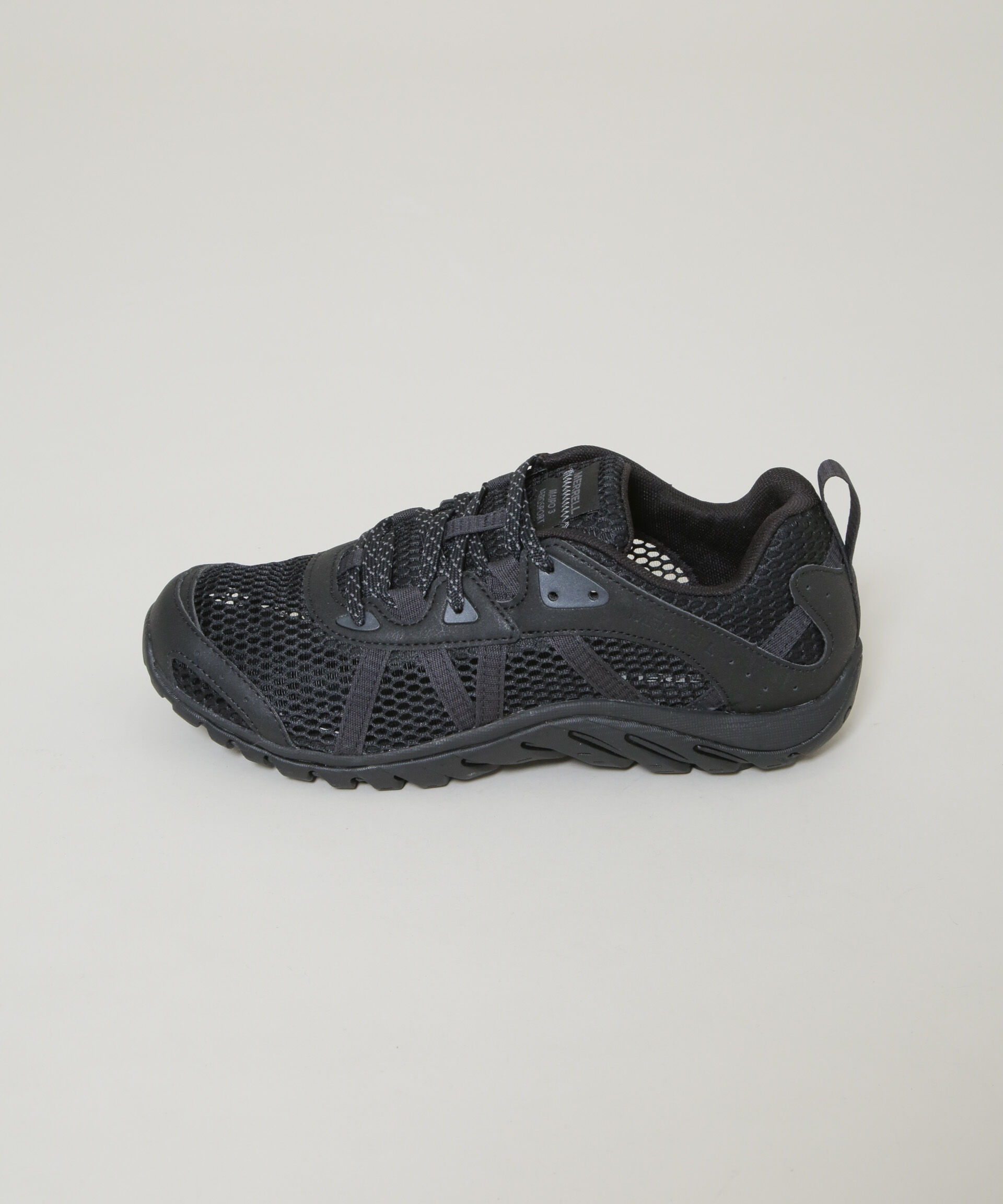 nano･universe「MERRELL/MAIPO 3 AEROSPORT BLACK」|スニーカー|