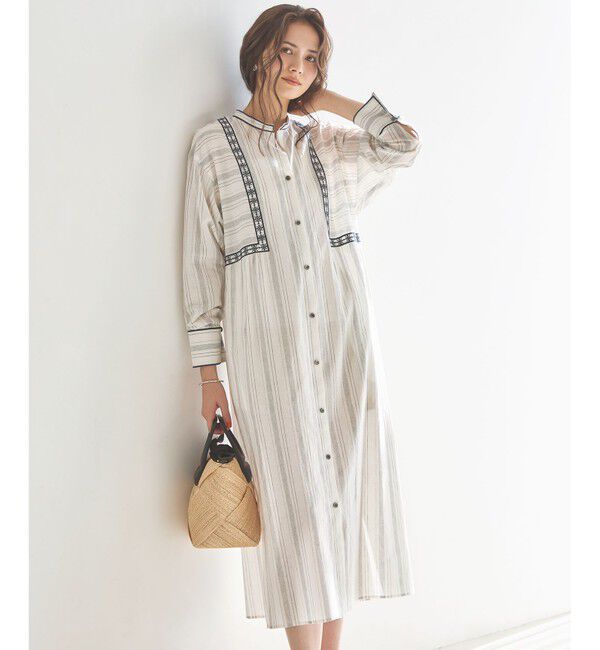 23区「【SLOW/一部店舗限定】ストライプエンブロイダリー ワンピース」|ワンピース|ホワイト系1