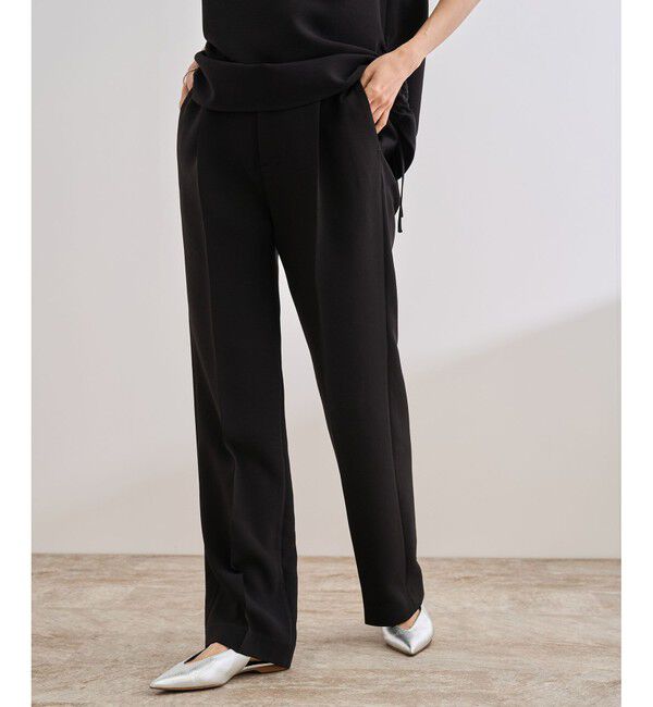 ROPE「【洗える】バックサテンセミフレアパンツ【WEB・一部店舗限定】」|チノ|ブラック(01)