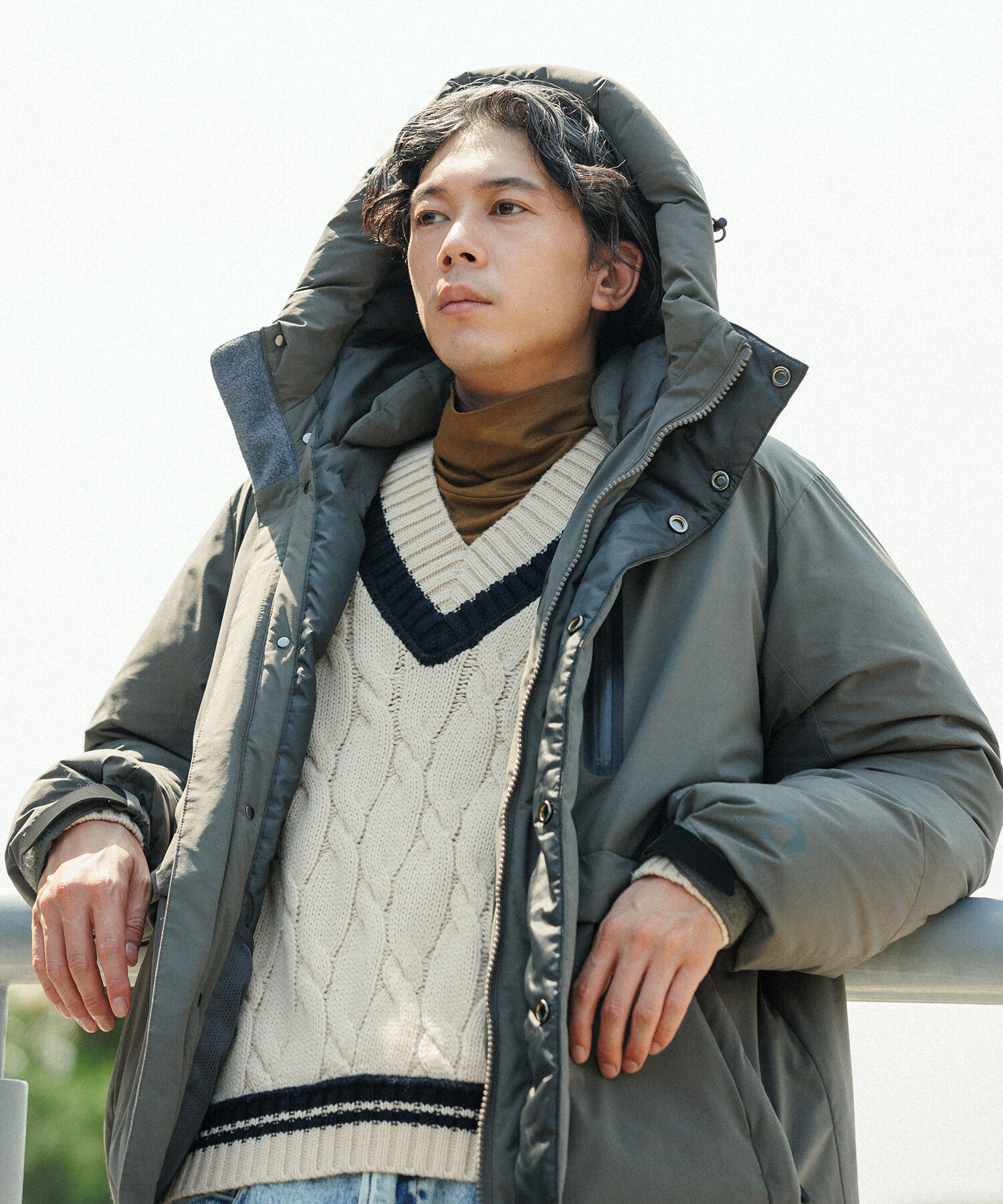 ADAM ET ROPE'「【ALLIED】700FP ショート フーディー ダウンジャケット / ユニセックス」|ダウン|