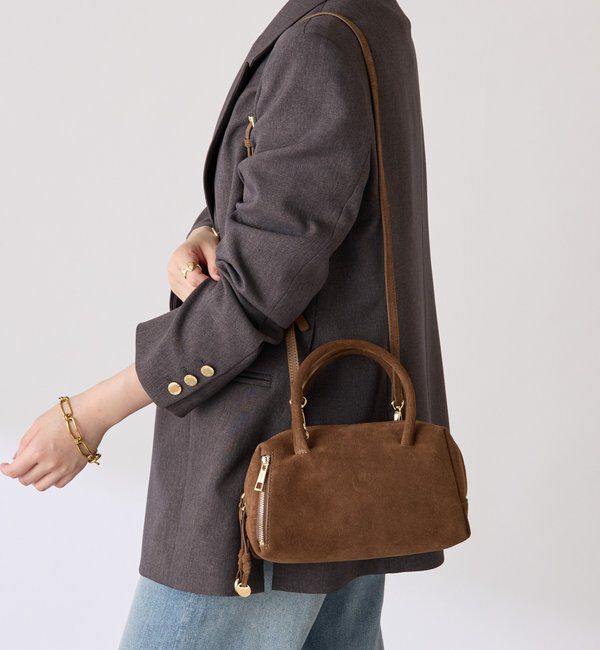  「【500mlペットボトル収納可/牛革】レザーチャームボストンバッグ/スエード」|ボストンバッグ|