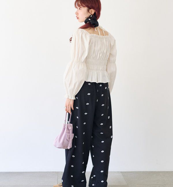  「【新色追加/2サイズ展開/低身長サイズ】フラワーステッチワイドパンツ」|チノ|