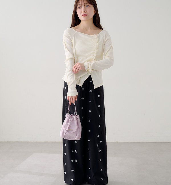  「【新色追加/2サイズ展開/低身長サイズ】フラワーステッチワイドパンツ」|チノ|