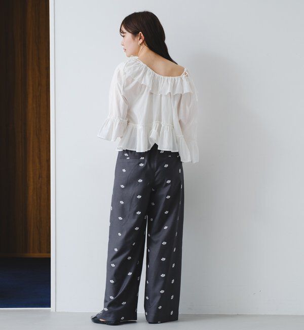  「【新色追加/2サイズ展開/低身長サイズ】フラワーステッチワイドパンツ」|チノ|