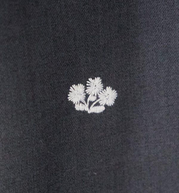  「【新色追加/2サイズ展開/低身長サイズ】フラワーステッチワイドパンツ」|チノ|