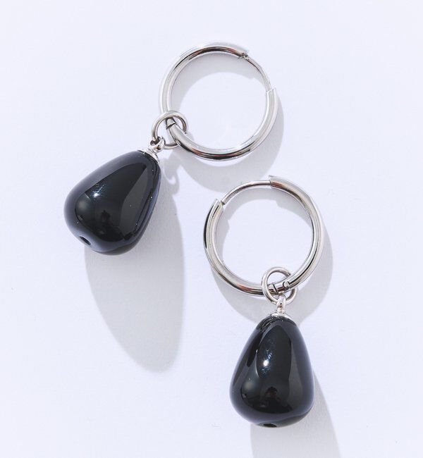  「予約【シーンを選ばず活躍】ブラックピアス」|ピアス|