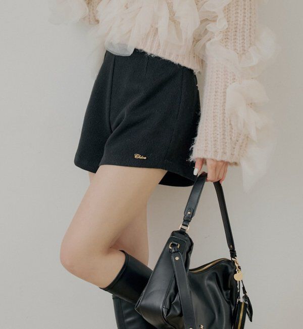  「【2サイズ展開あり】ブローチ付きコンパクトショートパンツ」|チノ|ブラック