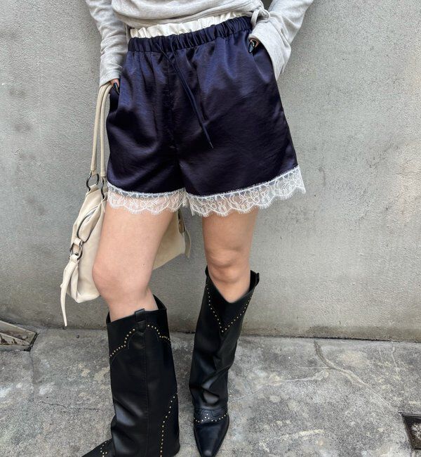  「ダブルウエストサテンロゴショーツ」|チノ|