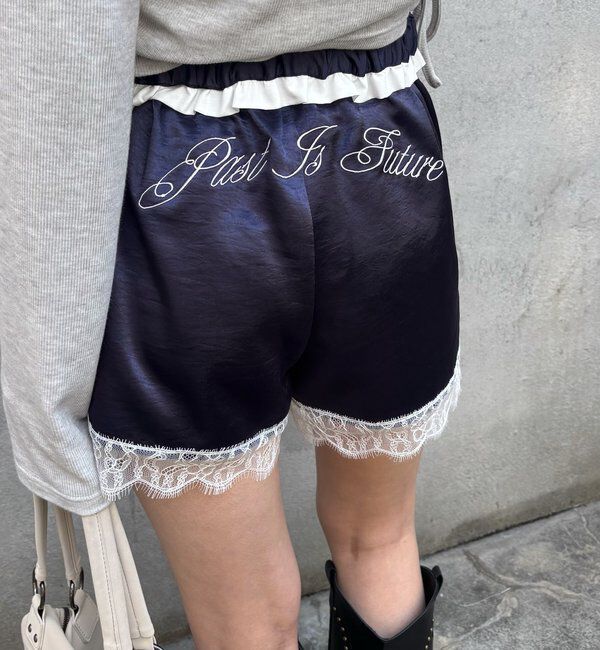  「ダブルウエストサテンロゴショーツ」|チノ|ネイビー