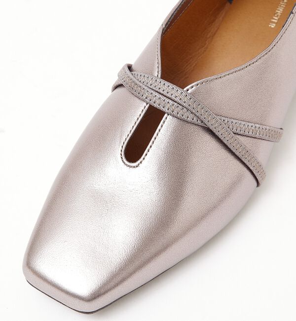 AU BANNISTER「ストラップソフトレザーフラットパンプス」|その他|