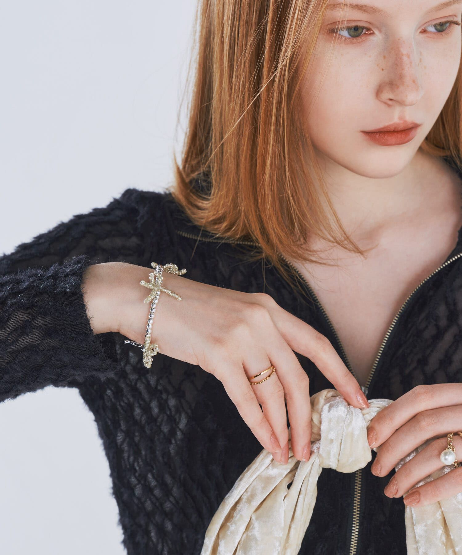 SMELLY「メタルビーズリボンマンテルブレスレット」|ブレスレット・バングル|