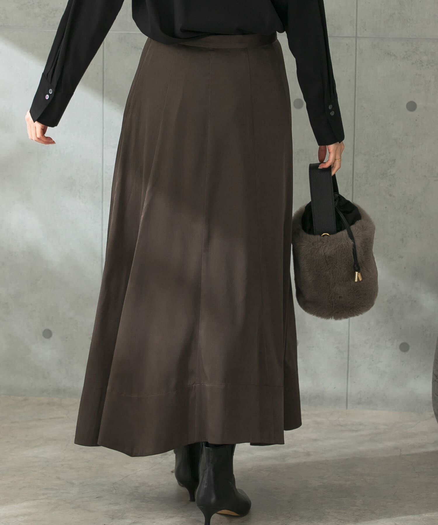 URBAN RESEARCH ROSSO「パネルラインサテンフレアスカート」|スカート|