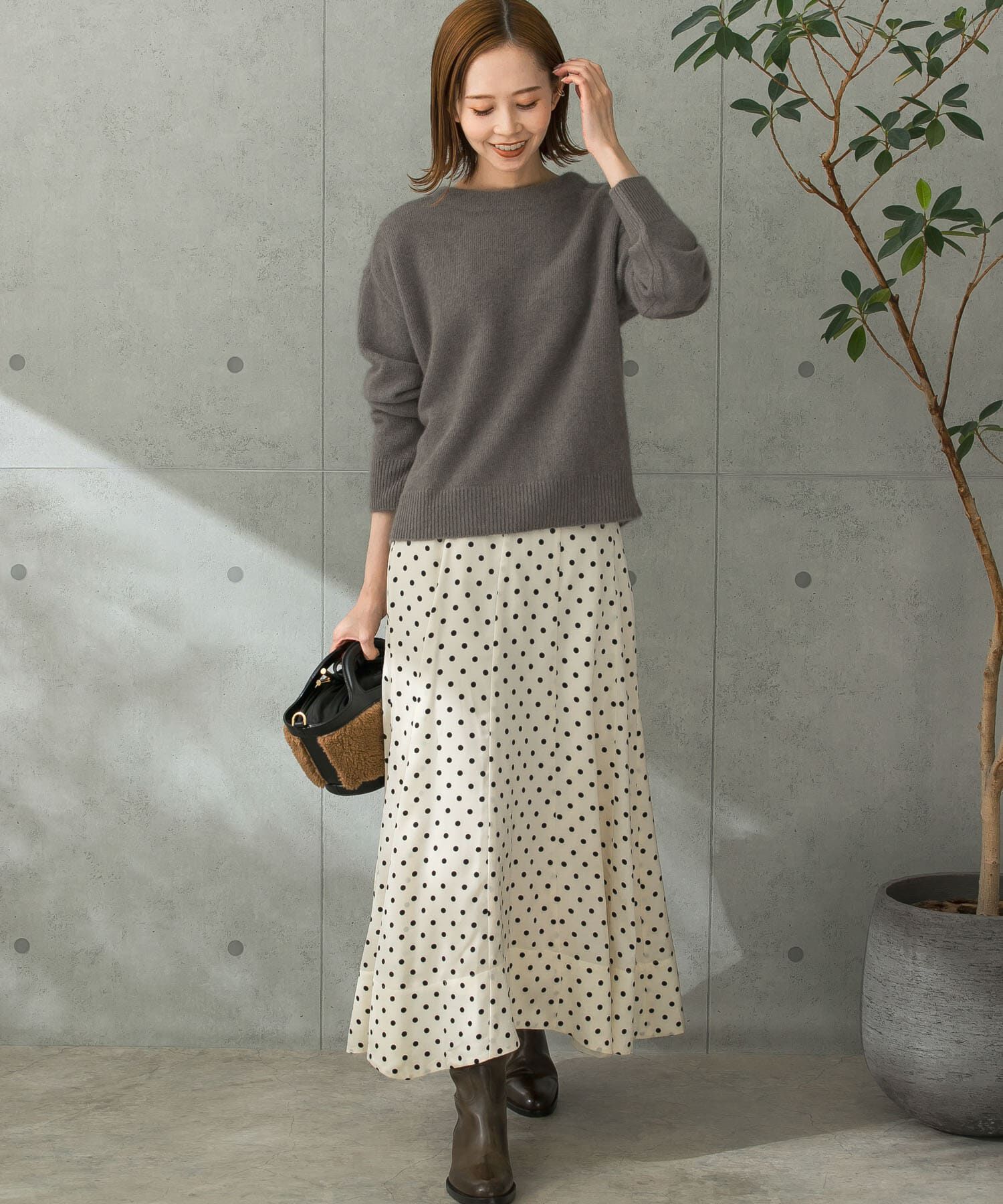 URBAN RESEARCH ROSSO「パネルラインサテンフレアスカート」|スカート|