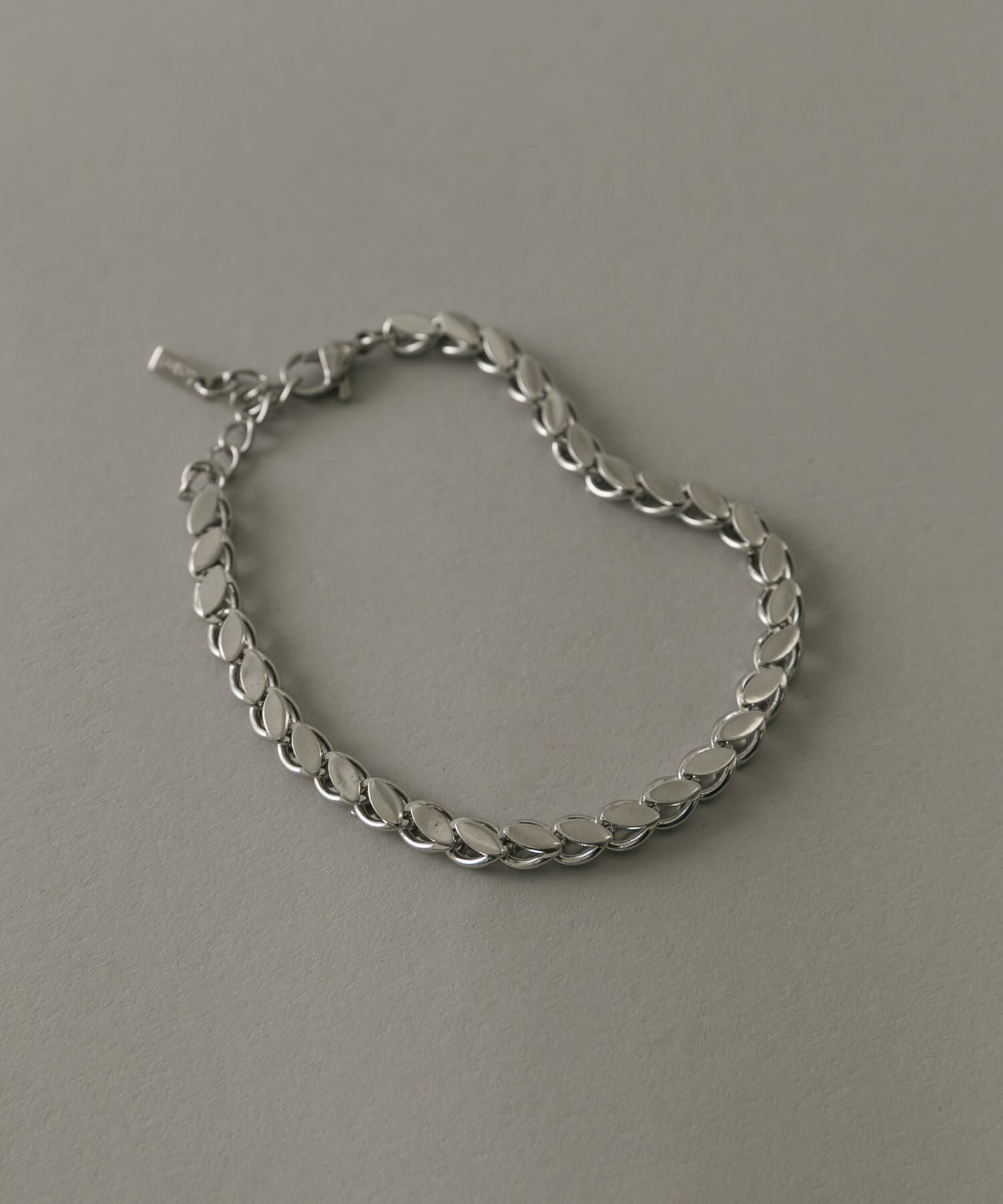 SMELLY「ステンレスリーフモチーフチェーンブレスレット」|ブレスレット・バングル|