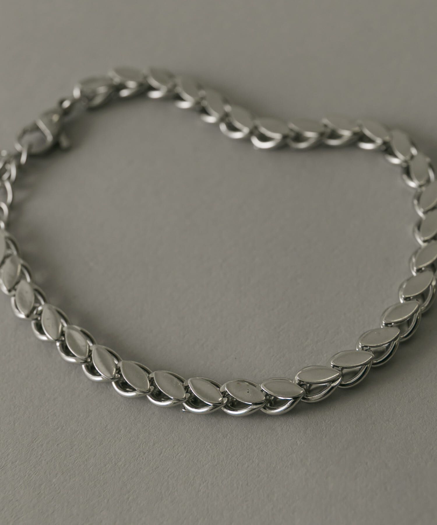 SMELLY「ステンレスリーフモチーフチェーンブレスレット」|ブレスレット・バングル|