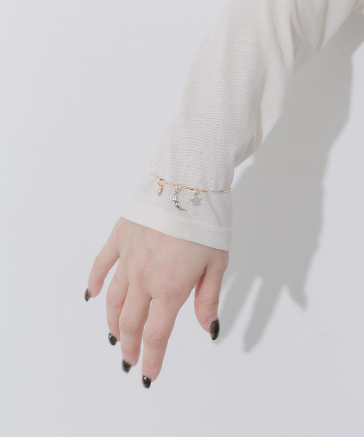 SMELLY「ミックスチャームバングル」|ブレスレット・バングル|