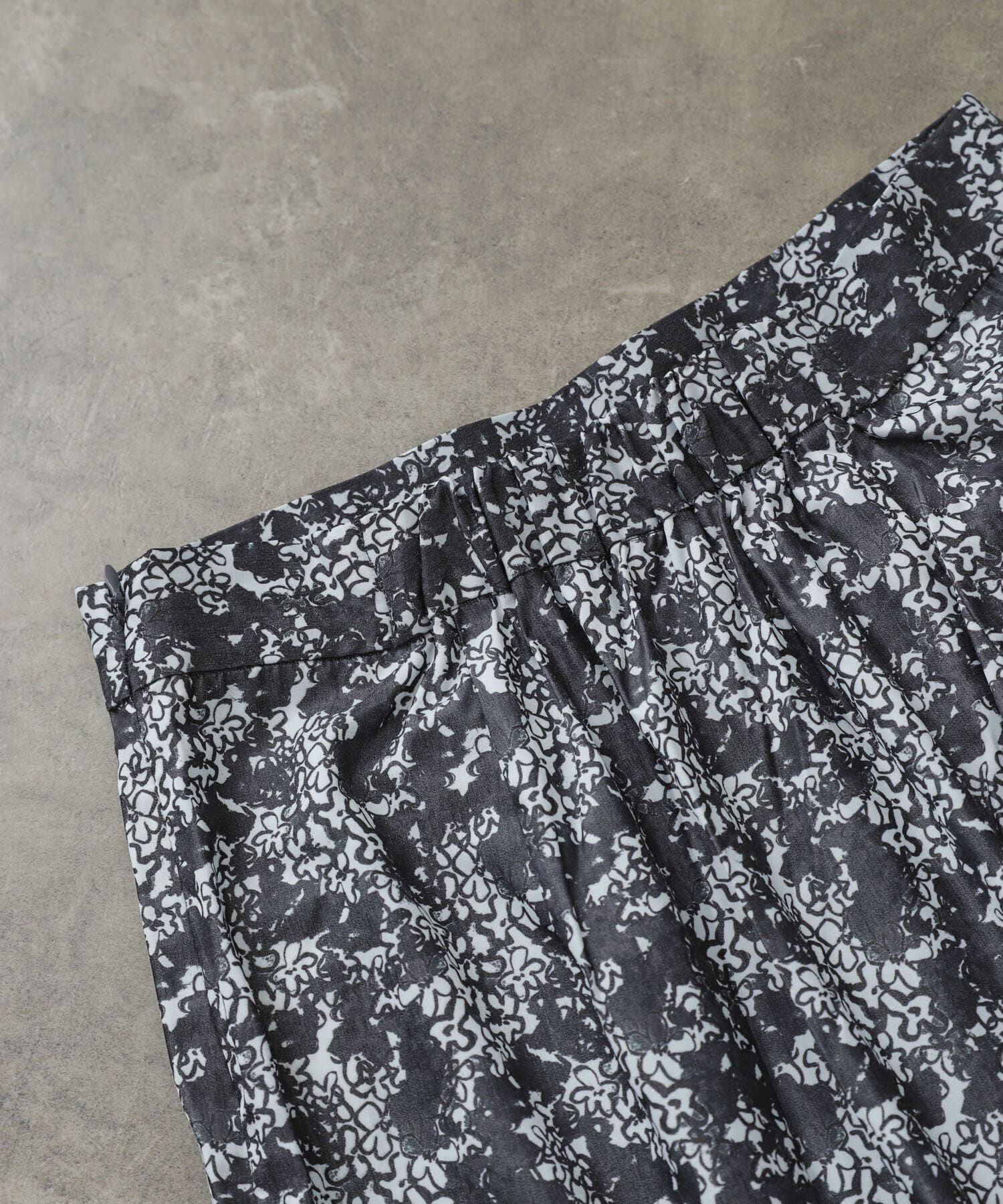 SENSE OF PLACE by URBAN RESEARCH「アートフラワーマーメイドスカート」|スカート|