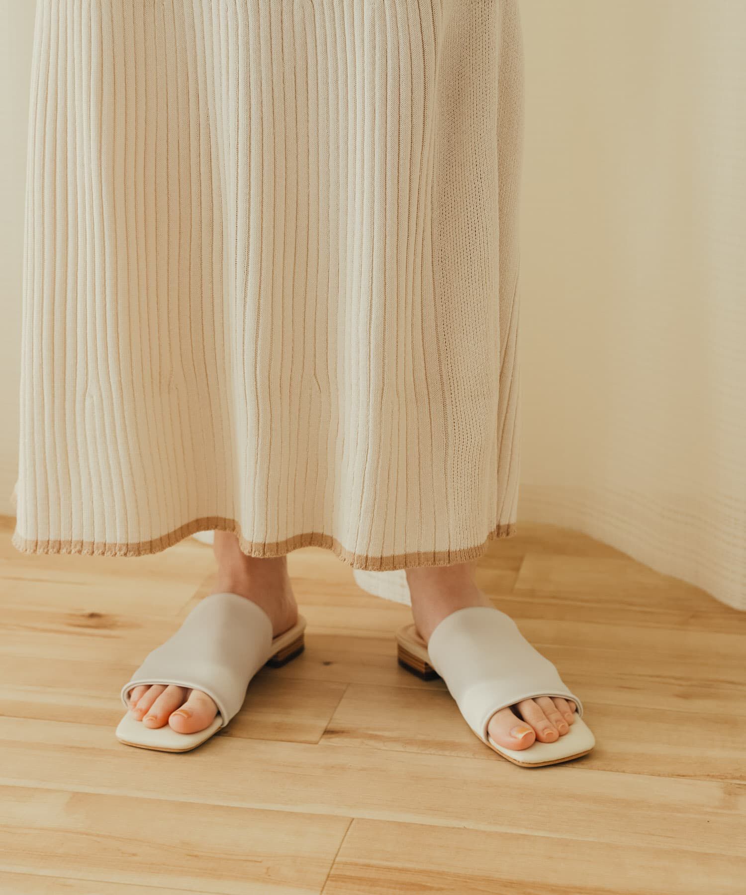 SENSE OF PLACE by URBAN RESEARCH「トリミングナローニットスカート」|スカート|