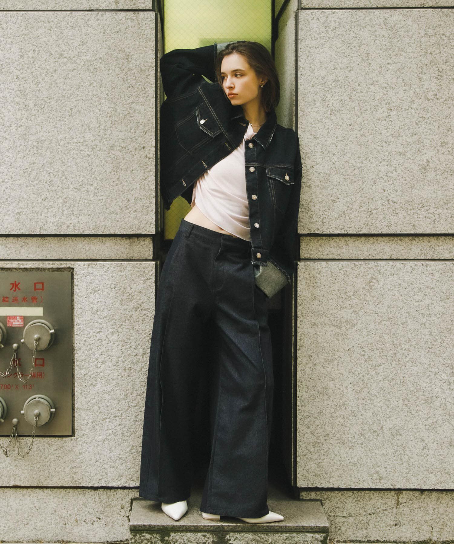 SENSE OF PLACE by URBAN RESEARCH「デニムライクスラックス」|デニム|