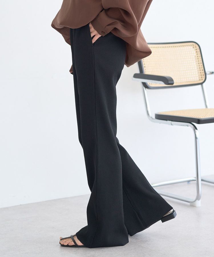 earth music&ecology「セルフカットリブフレアパンツ」|その他|Black