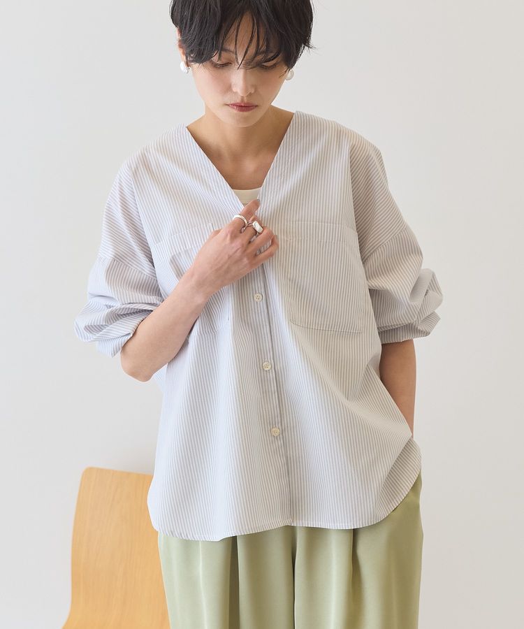 AMERICAN HOLIC「【イージーケア】ストライプVネックシャツ」|シャツ・ブラウス|Off White