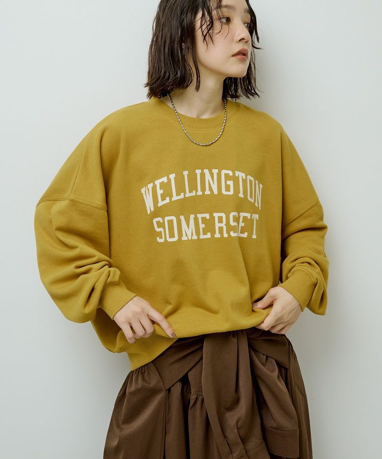 armonia「オーバーサイズロゴ裏毛プルオーバー」|スウェット・ジャージ|Mustard