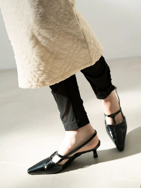 Te chichi「ポインテッドTストラップミュール《2025spring catalog item》」|パンプス|