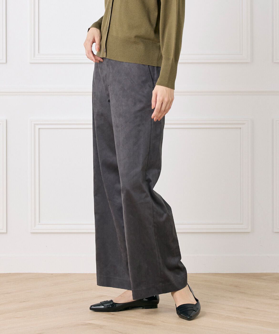 DAY by DAY it&rsquo;s international「スエード調セミワイドパンツ《KOMASUEDE》」|その他|チャコールグ 3
