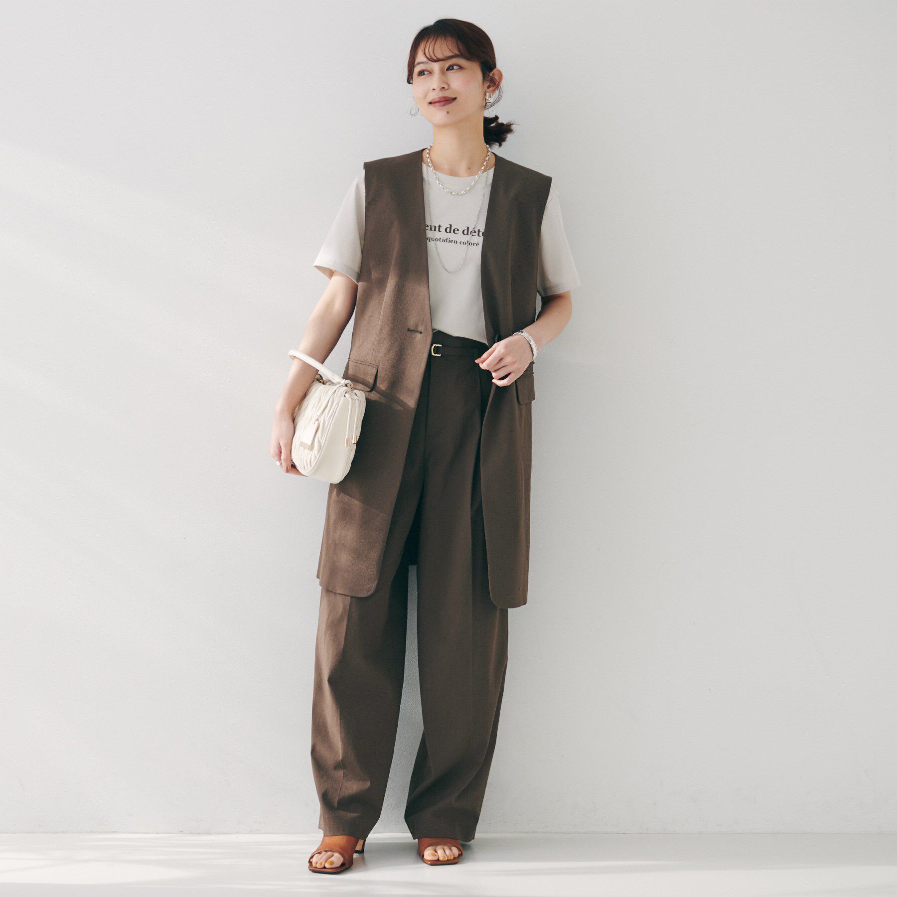 UNTITLED「【セットアップ可能／オンオフ】ラミー混 タックワイドパンツ」|その他|