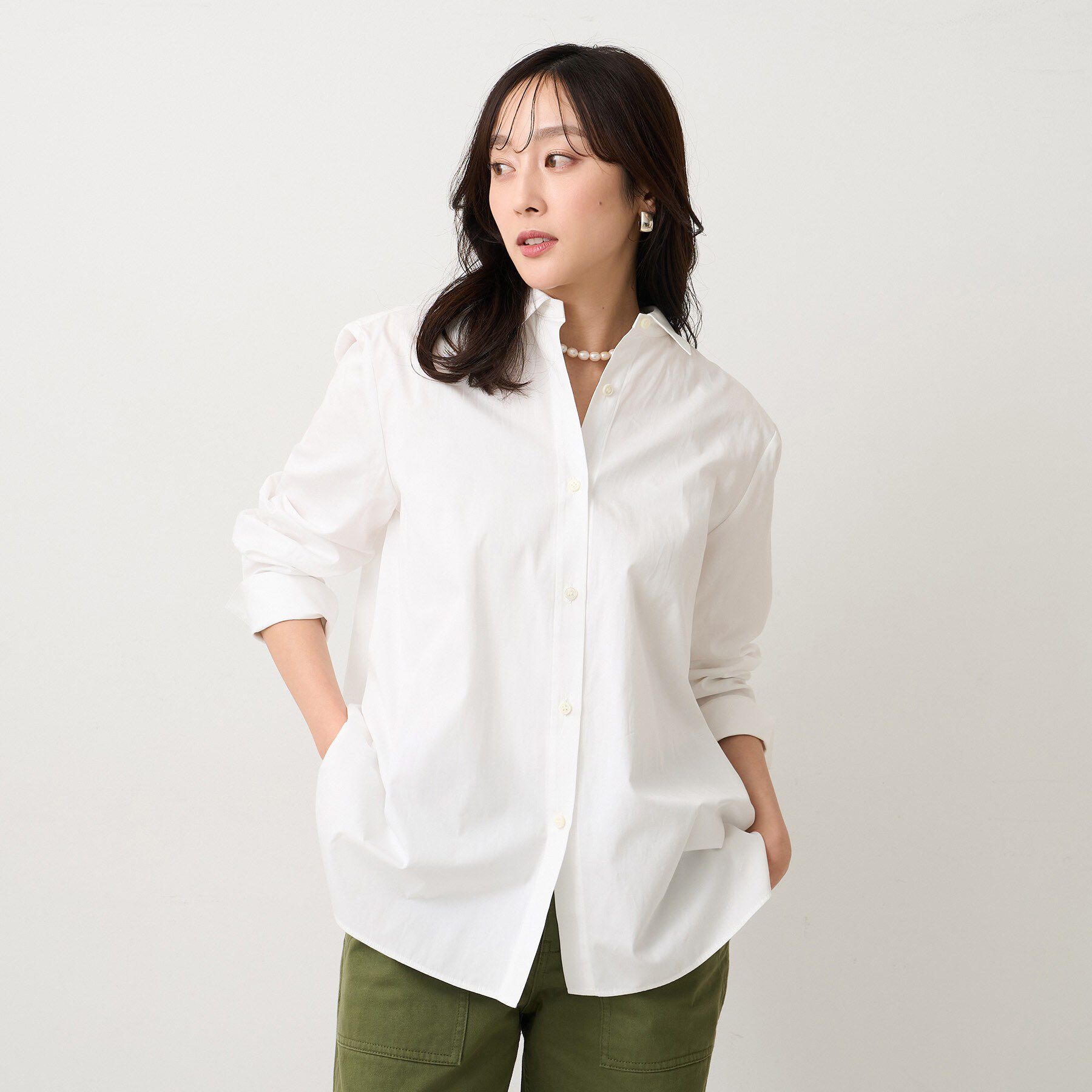 UNTITLED「【コットン100/洗える】コットンブロードAラインシャツ」|シャツ・ブラウス|オフホワイト(003