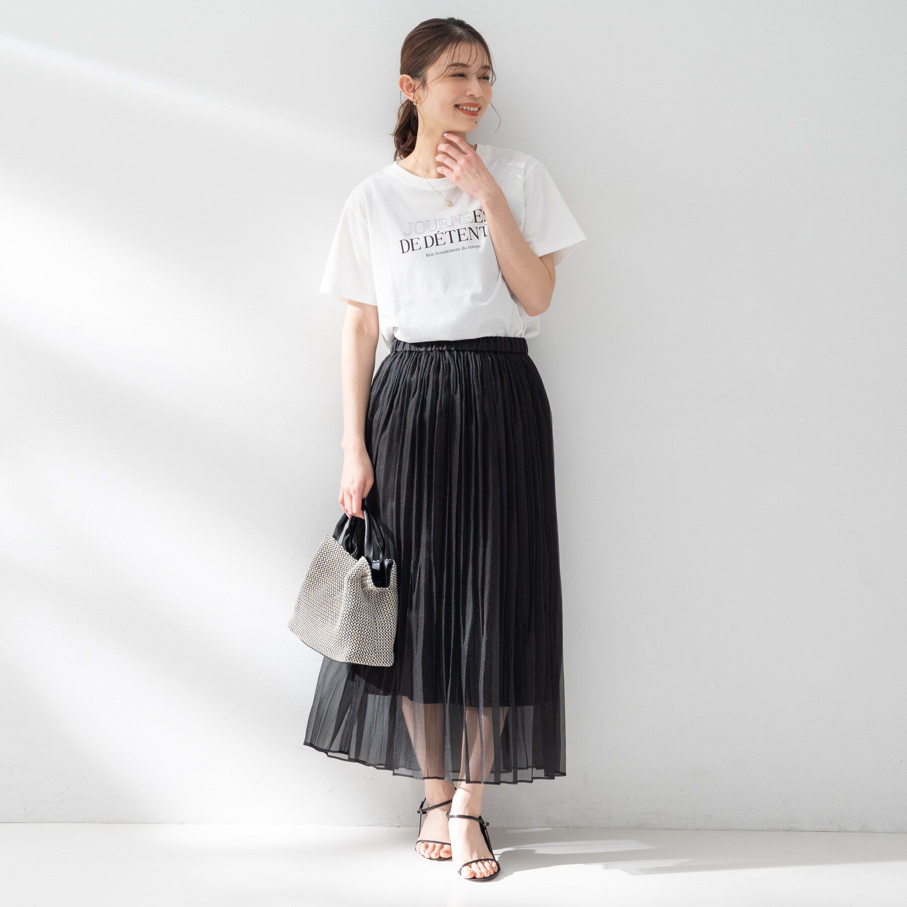 UNTITLED「【ウエストゴム/洗える/エレガント】エアリーシアープリーツスカート」|スカート|