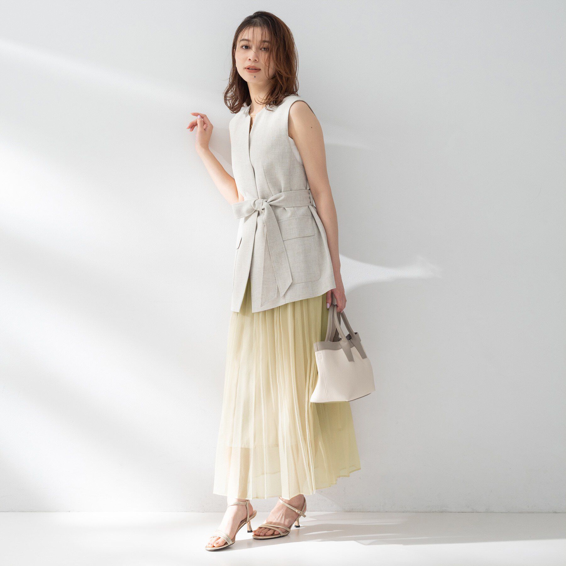 UNTITLED「【ウエストゴム/洗える/エレガント】エアリーシアープリーツスカート」|スカート|