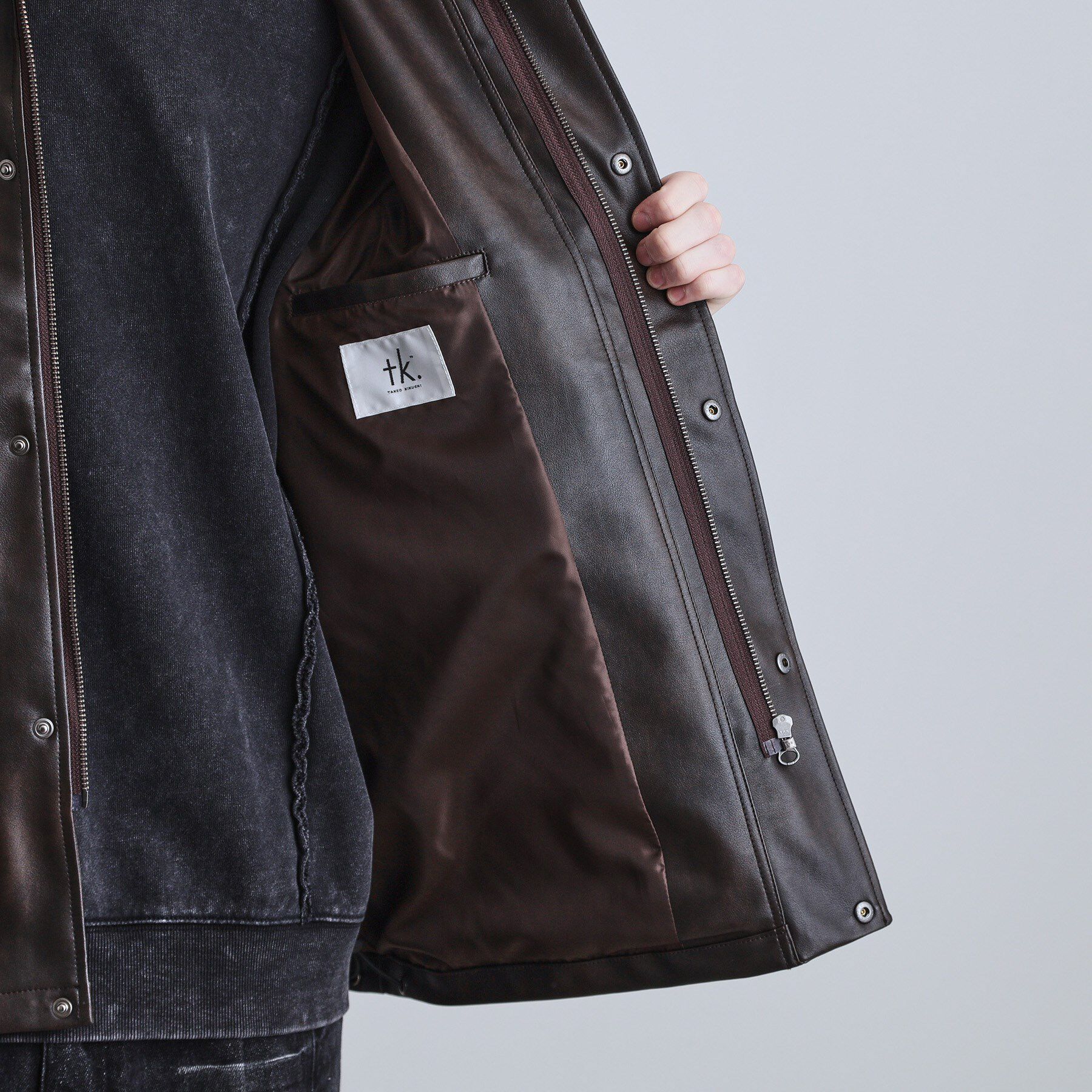 tk.TAKEO KIKUCHI「シンセティックレザーフライトジャケット」|ブルゾン・スタジャン|