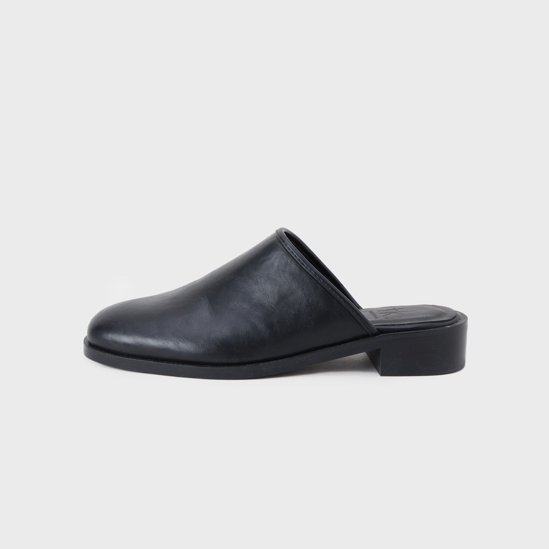 tk.TAKEO KIKUCHI「ラウンドトゥミュール」|サンダル|