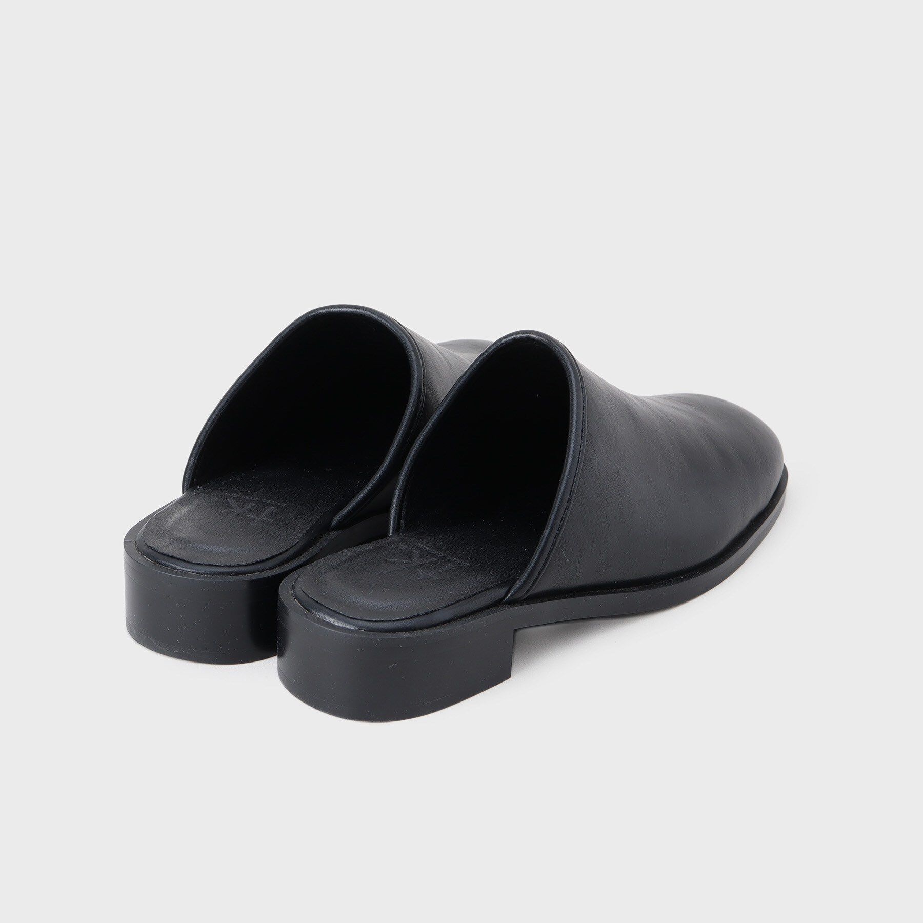 tk.TAKEO KIKUCHI「ラウンドトゥミュール」|サンダル|