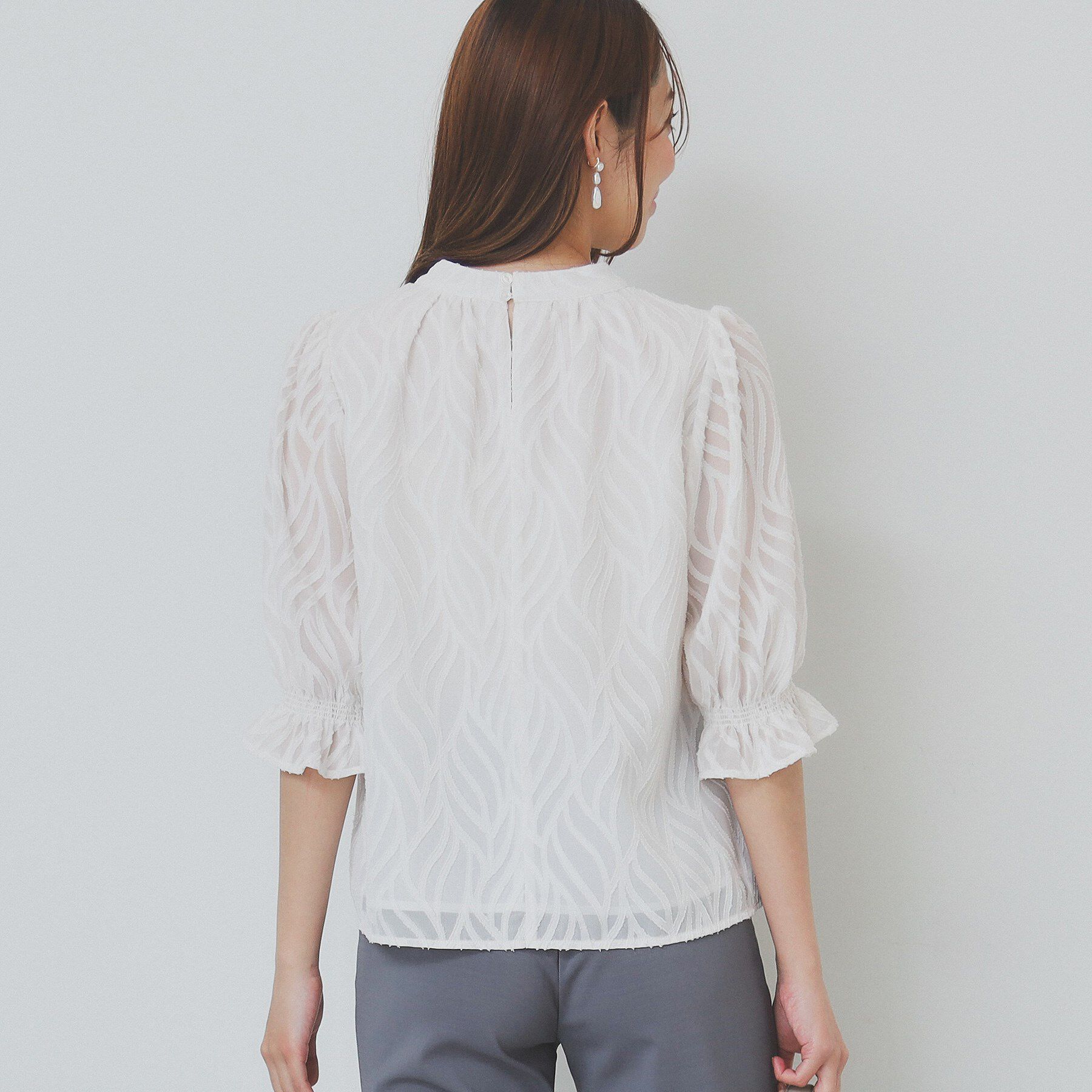 index「リーフカットジャカードブラウス【洗濯機洗い可/イージーアイロン】」|シャツ・ブラウス|