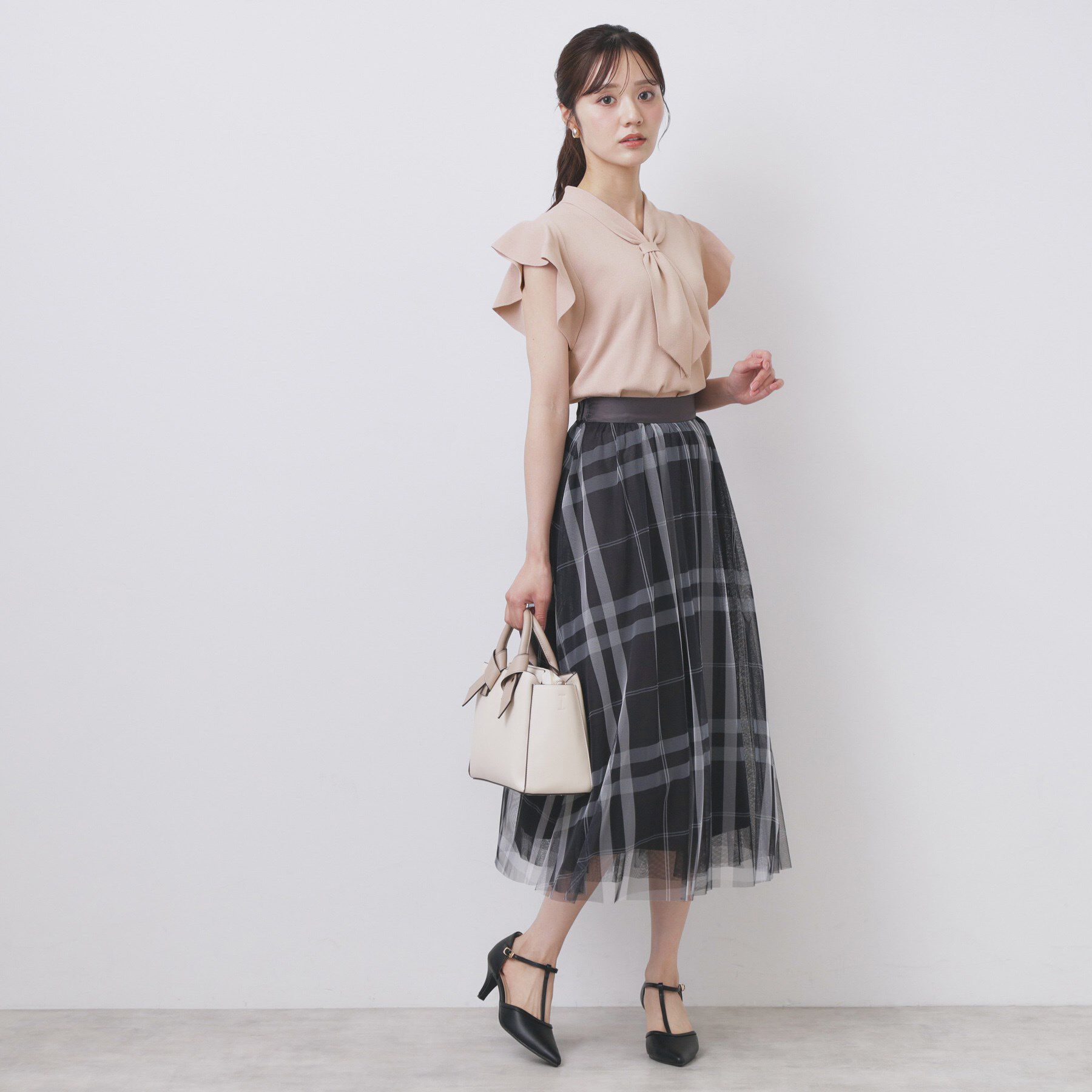 index「フレアスリーブボウタイニット【洗濯機洗い可/接触冷感/抗ピル】」|ニット・セーター|