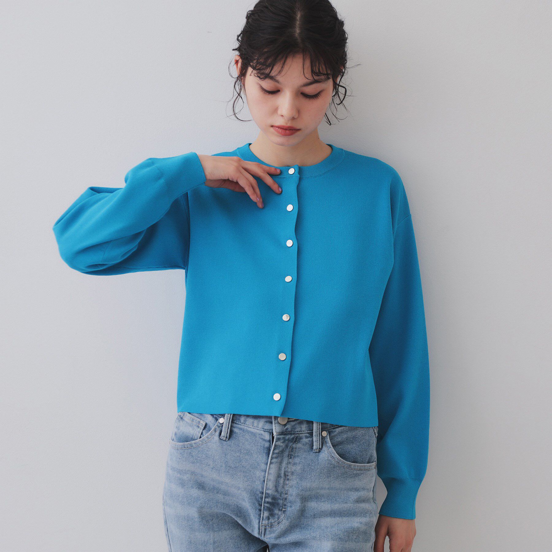 OPAQUE.CLIP「スナップボタンショートニットカーディガン【洗濯機洗い可/抗ピル】」|カーディガン|ブルー(092)