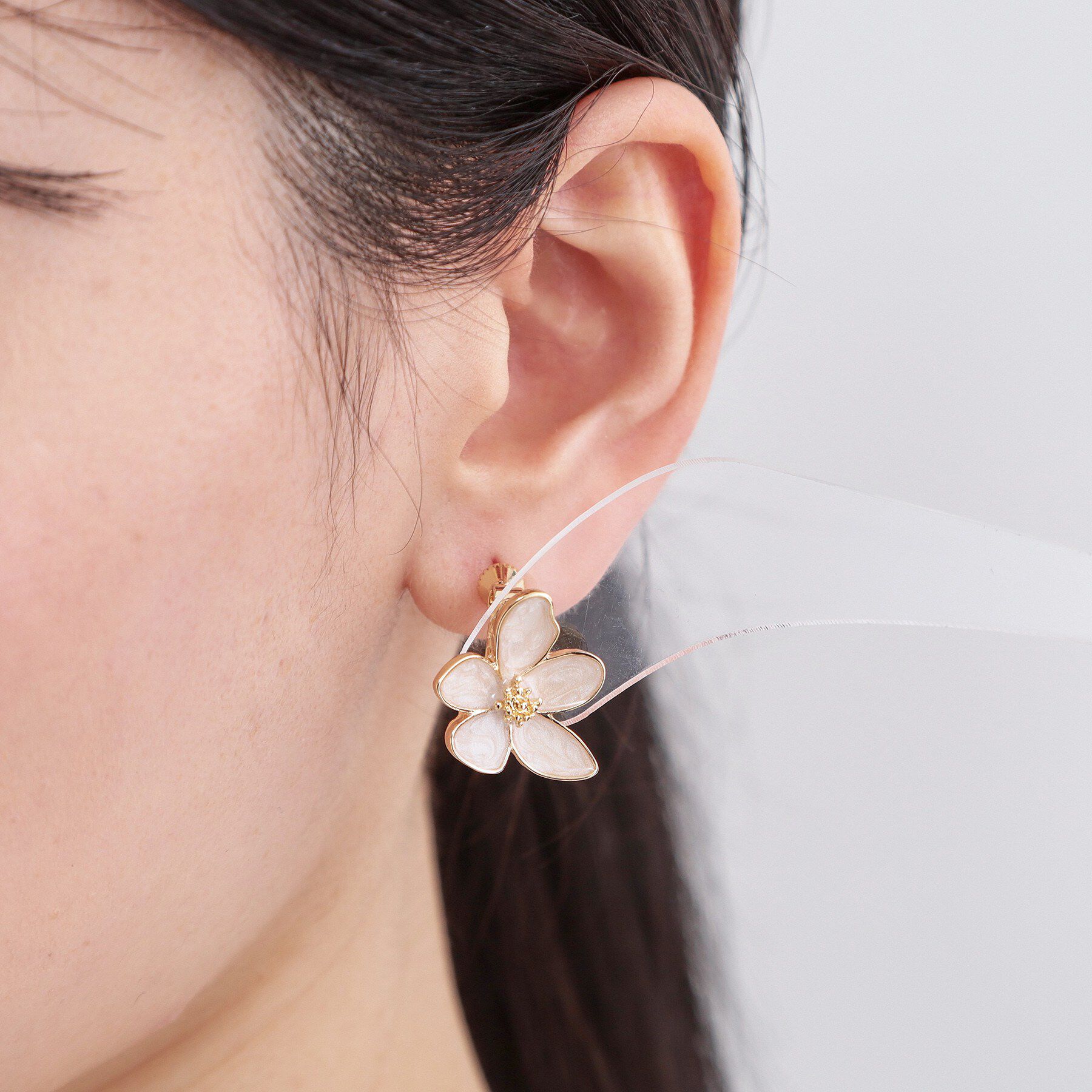 OPAQUE.CLIP「エポフラワーイヤリング」|イヤリング|