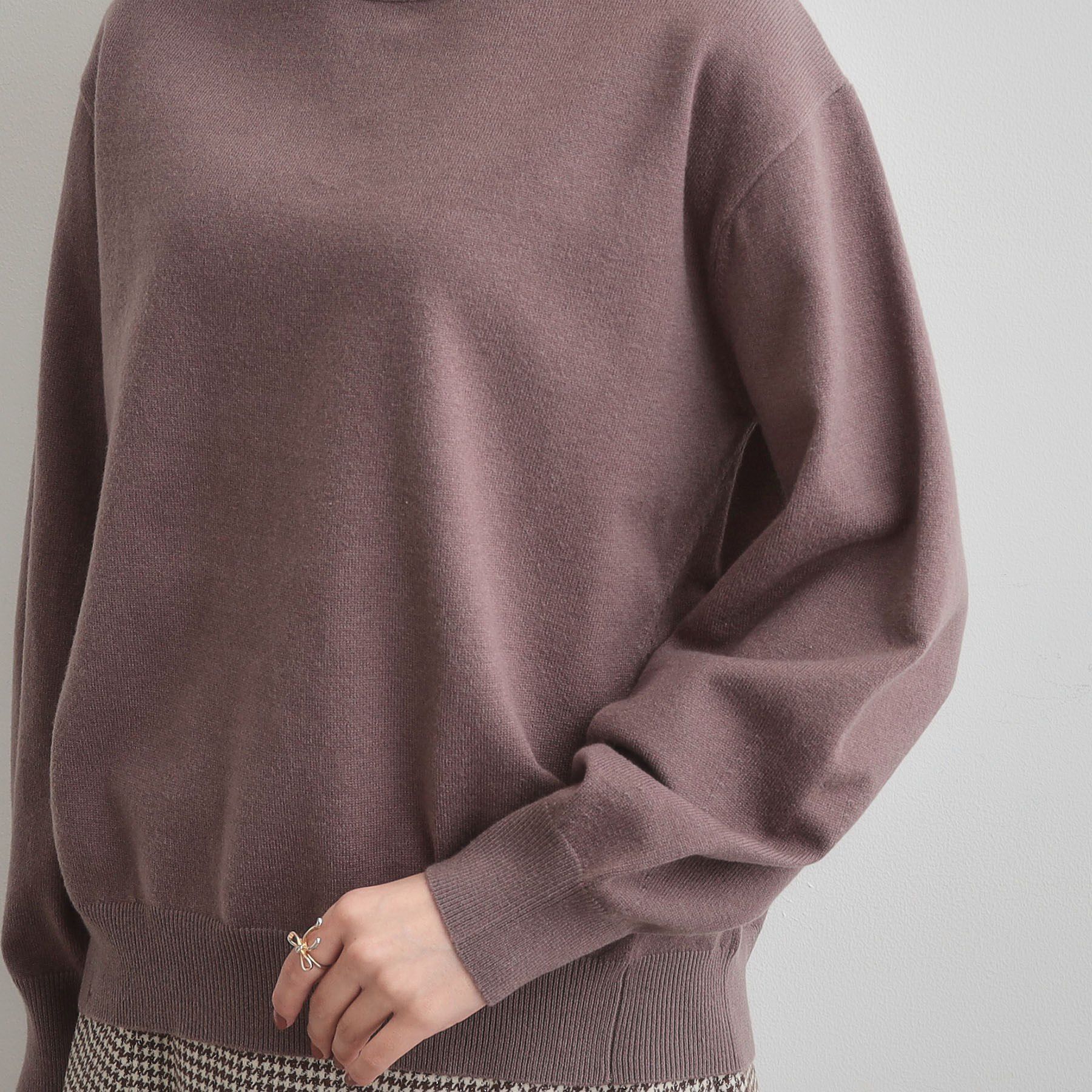 Couture broach「【後ろ姿も着映える・通勤】バックレースアップ微起毛ニット」|ニット・セーター|