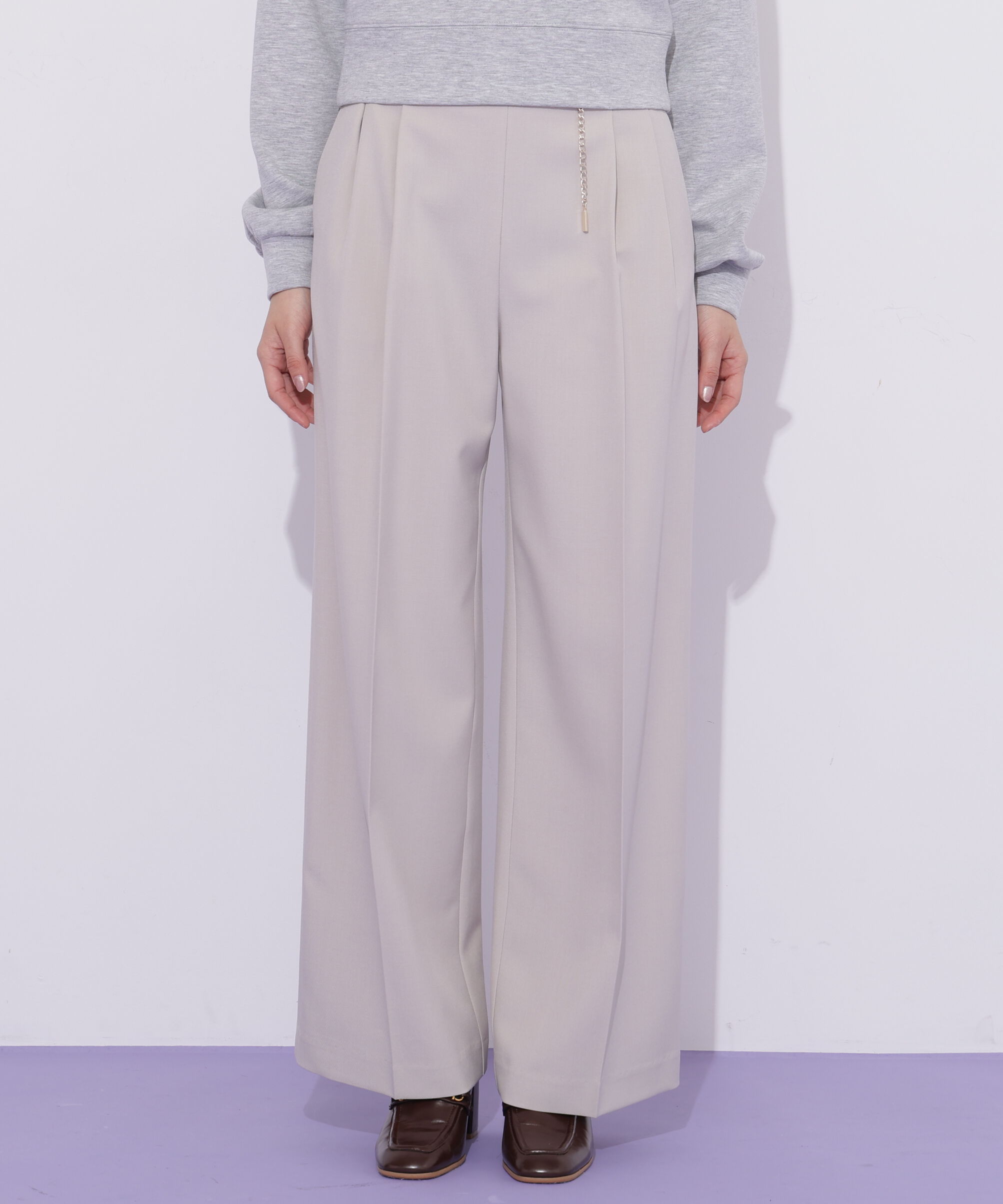  「チェーンベルトタックワイドパンツ」|その他|