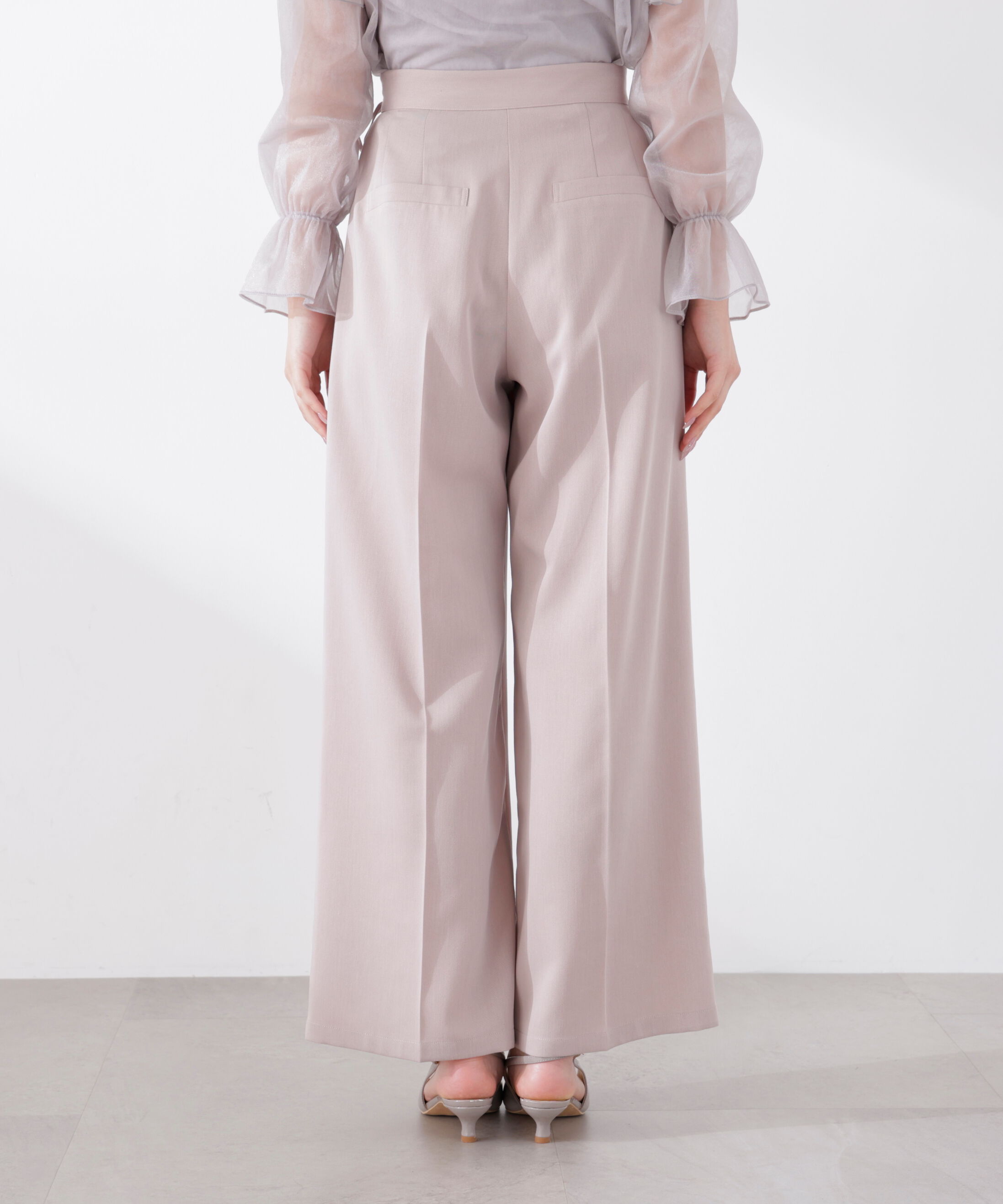 PROPORTION BODY DRESSING「サイドリボンタックパンツ　26SS」|その他|