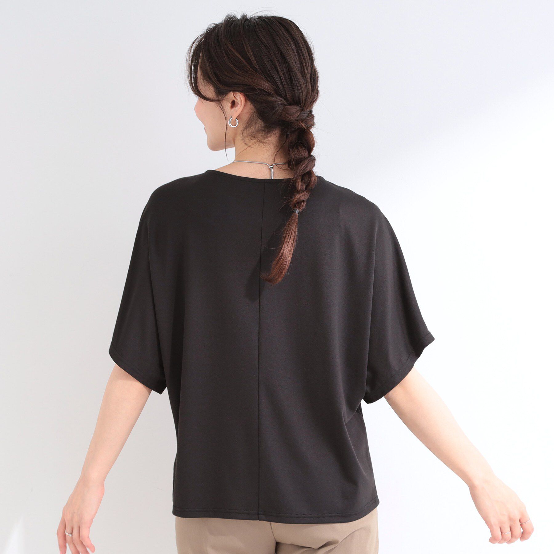 SHOO･LA･RUE「【洗濯機可/S-LL】フェイクパールがアクセント お袖タックドルマンブラウス」|Tシャツ・カットソー|