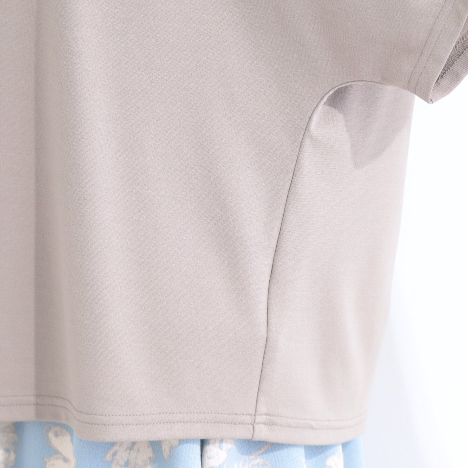 SHOO･LA･RUE「【洗濯機可/S-LL】フェイクパールがアクセント お袖タックドルマンブラウス」|Tシャツ・カットソー|