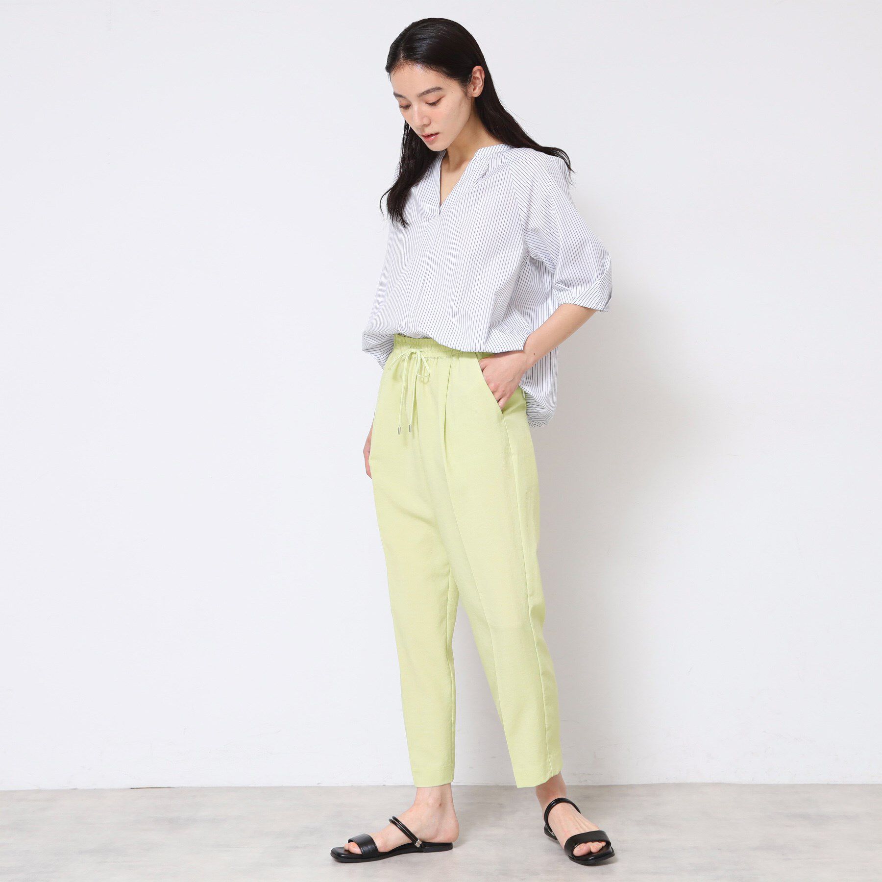 Dessin「【ウエストゴム・洗える】センターライン入りテーパードパンツ（XS～L）」|その他|